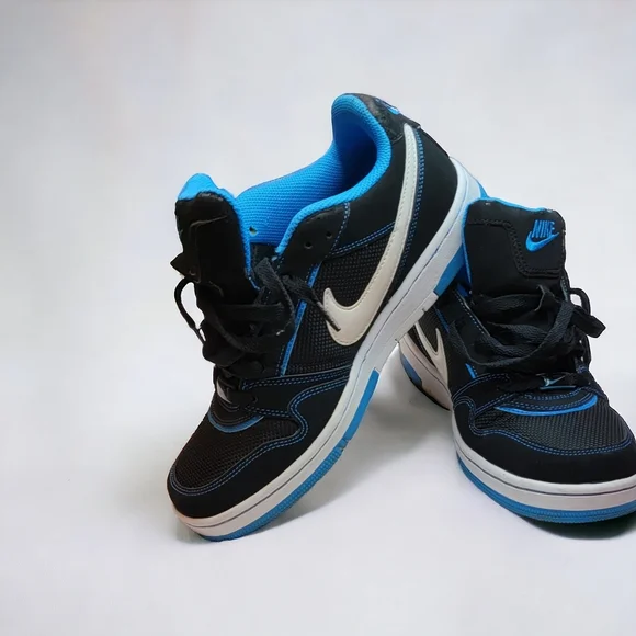 Nike | Shoes | Nike Air Prestige Iii Low Black And Blue  display picture 2